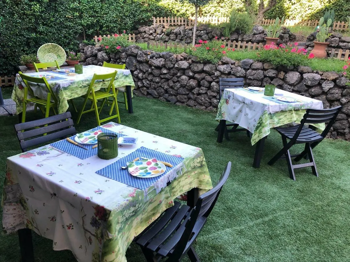 Hotel Etna Vintage à Linguaglossa Maison d'hôtes